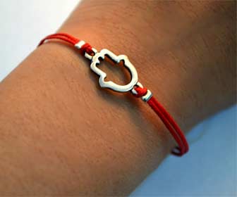 Amuleto Pulsera de Hilo Rojo