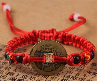 Pulsera de hilo rojo para el dinero