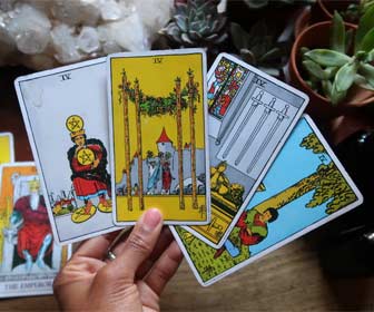 Significado de los Arcanos Menores en el Tarot